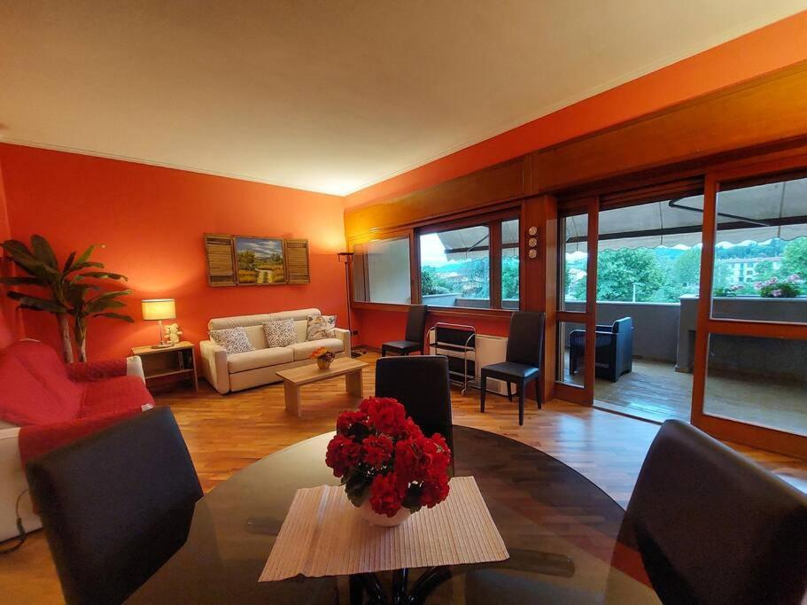 Ferienwohnung Lungarno 32 With Private Parking Florenz Exterior foto